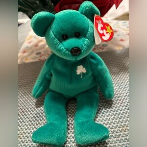 Rare Retired Erin Ty Beanie Baby Green Bear Plush Toy